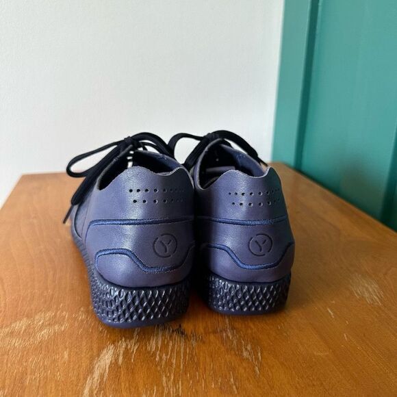 Saydo Women’s Navy Perforated Leather Lace up Monochromatic Dress Sneaker - Picture 4 of 9